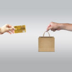 “Revolutionizing Retail: The Advantages and Convenience of Online Shopping”